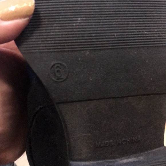 Black vegan leather suede boots 6 antique gold buckles low heel calf height fall - Picture 8 of 8